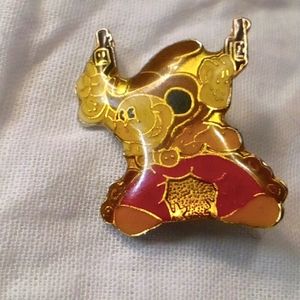 Vintage Cowboy Mickey mouse pin